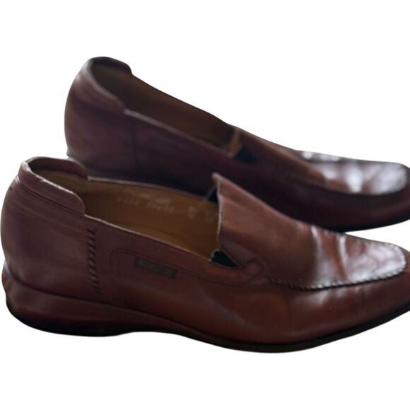 Mephisto Women’s Genuine Leather Brown Loafers Size 10 US Air Relax Shock Absorb - Picture 1 of 16